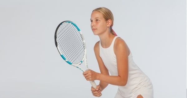 テニスのポーチとは役割・位置・動き・実践方法を徹底解説